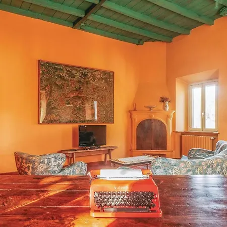 Casa Ginestra بيت للعطل